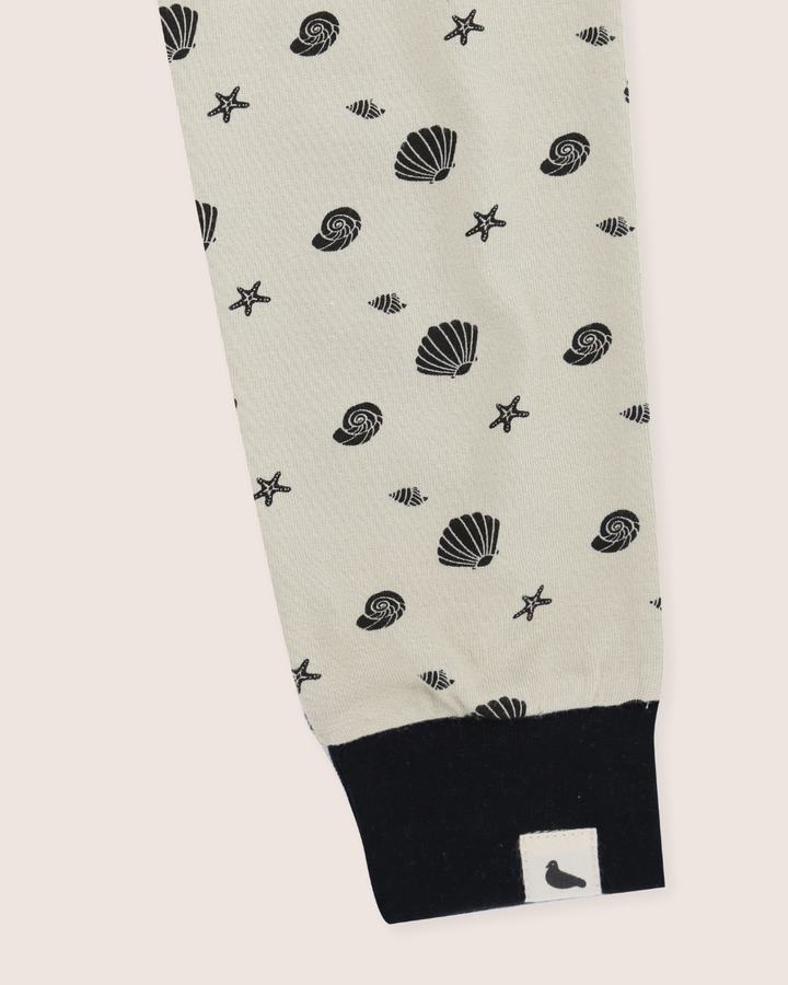 Stone Seashell Print Leggings