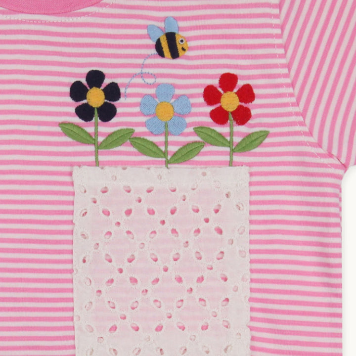 organic cotton Flower and stripe print Pocket T-Shirt - close up