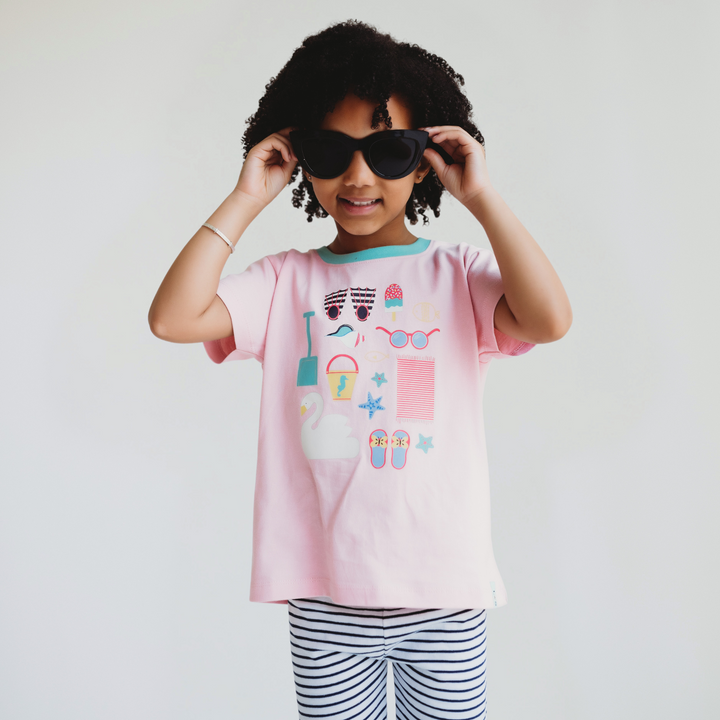 organic cotton Pink Beach Print short sleeve Top - lifestyle image 