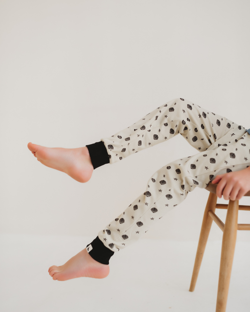 Stone Seashell Print Leggings