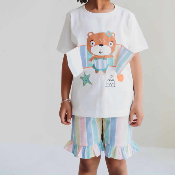 organic cotton Multicoloured Deckchair Stripe Print Shorts - lifestyle image 