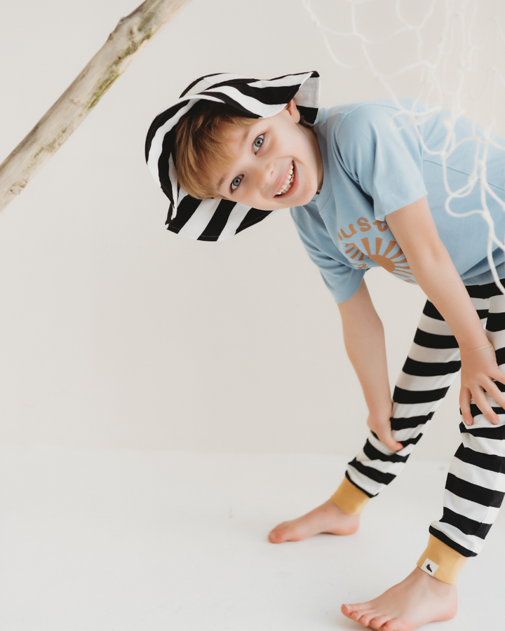 Multicolour Wide Stripe Print Leggings